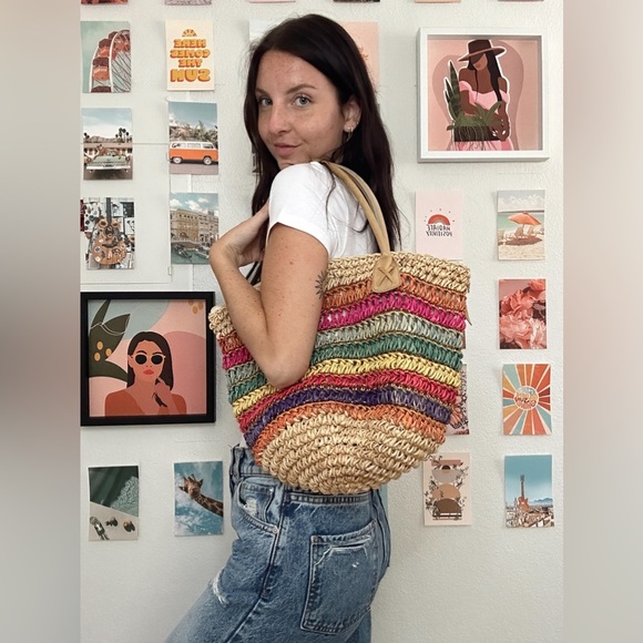 Woven Rainbow Purse - Picture 2 of 3